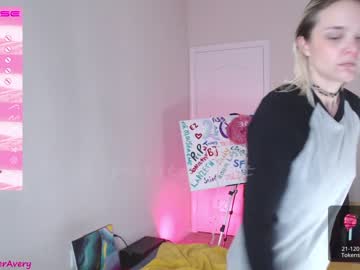 girl cam petitebrat image #2657069