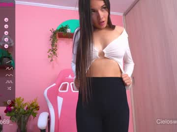 girl cam cielo69_ image #3081549