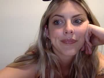 girl cam charlitbaker image #3652489
