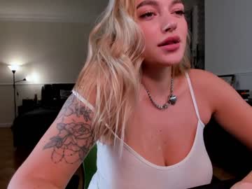 girl cam chillii_pepper image #2670586
