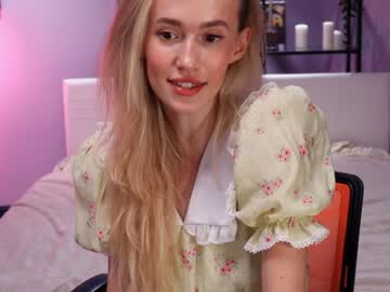 girl cam lolly_bella_ image #1391749