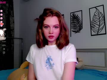 girl cam small_blondee image #2206612