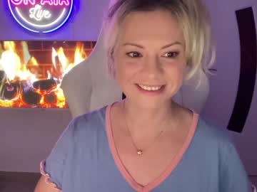 girl cam kiradivine image #1939669