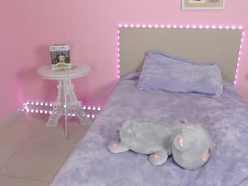 girl cam little_effy18 image #634793