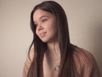 girl cam helenmoors image #2597915
