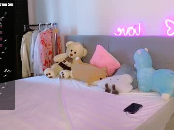 girl cam small_blondee image #3055266