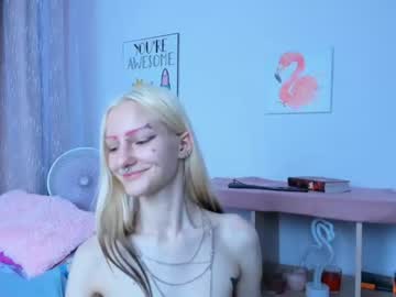 girl cam erika__lodge image #1500301
