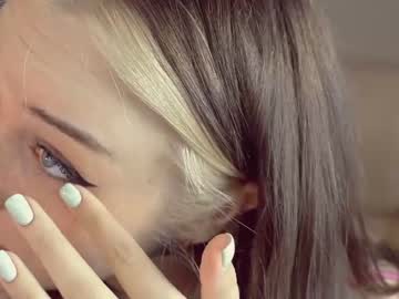 girl cam mia_milagros image #1053615