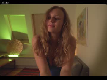 girl cam chillwithkira image #1157050
