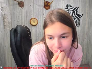 girl cam shy__mia image #298680