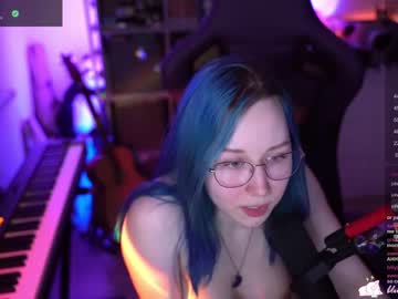 girl cam blue_mooncat image #4055950