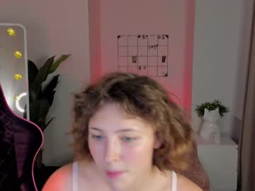 girl cam cherry_lea_ image #3589463