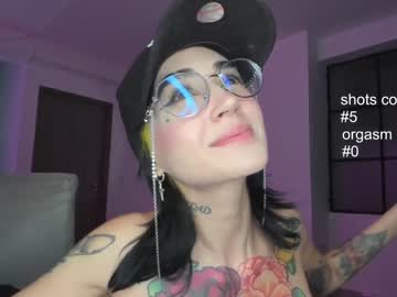 girl cam lonelly_lolly98 image #4379569
