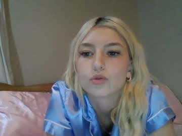 girl cam abbiewhite image #4689365