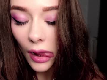 girl cam predatory_eyes image #4189176