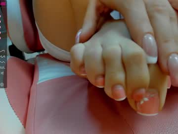 girl cam cielo69_ image #927959