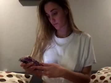 girl cam blondiebabbby420 image #1995082