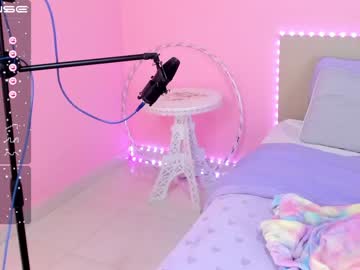girl cam little_effy18 image #2107912