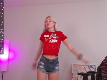 girl cam petitebrat image #3565707