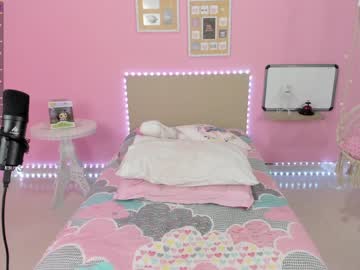 girl cam little_effy18 image #1435459