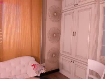 girl cam happiness_call image #2768999