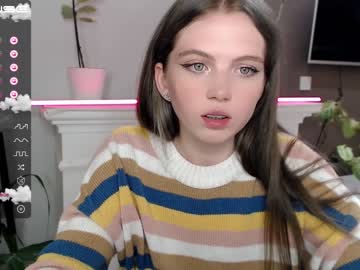girl cam small_blondee image #1806036