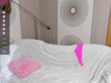 girl cam happiness_call image #3098535