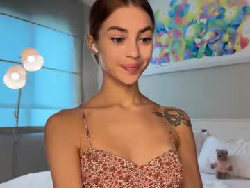 girl cam cuteelsa_ image #4137969