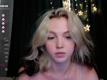 girl cam small_blondee image #3306002