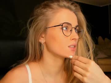 girl cam linellali image #1939478