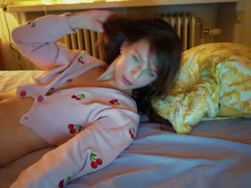 girl cam ellaa91 image #1935072