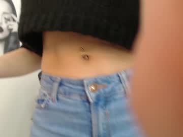 girl cam eat_mee_out image #988539