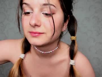 girl cam oladushek18 image #2911677