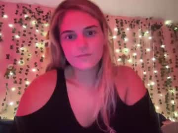 girl cam bananascoconutz image #3529827