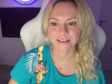 girl cam kiradivine image #1949500