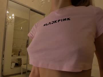girl cam strawberry_donut image #156928