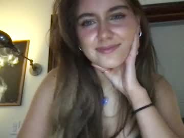girl cam emma_walkerx image #3998627