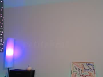 girl cam petitebrat image #3585355