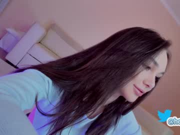 girl cam hollyextra image #2003242