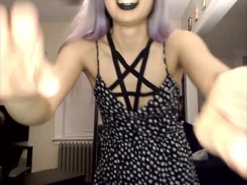 girl cam runacrow image #2962785