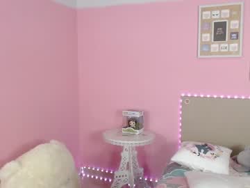girl cam little_effy18 image #1210913