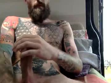 tuhands  cam