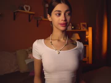 girl cam cuteelsa_ image #3841932