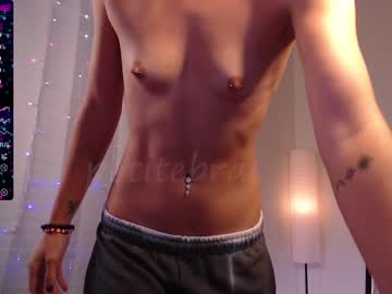 girl cam petitebrat image #3284375