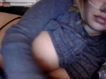 sexyemi411  girl  cam