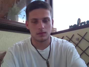 man cam roberto_twink1 image #3111657