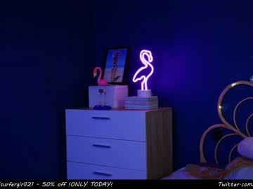 girl cam surfergirl121 image #2804039