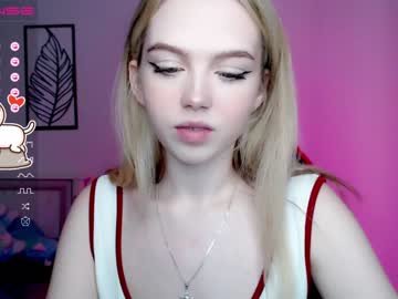 girl cam small_blondee image #2391354