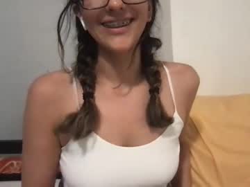 girl cam shygirldanni image #3391533