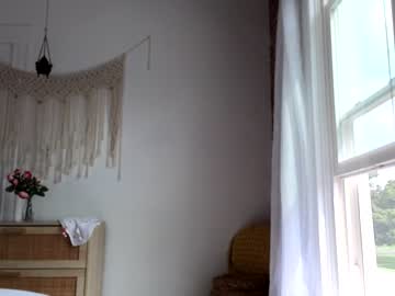 girl cam littlegreekflower image #3369854